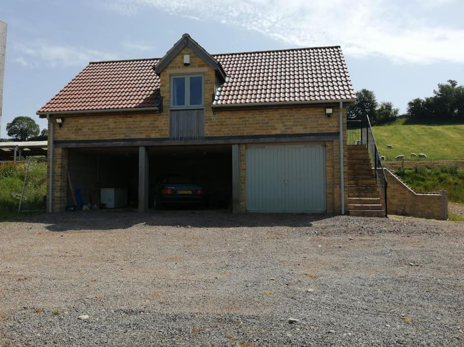Farm Loft Apartment Shepton Mallet Exterior photo